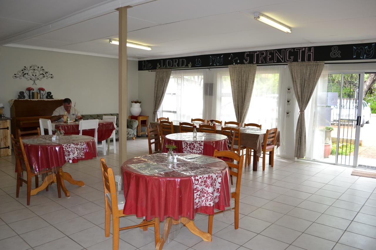 צומב Travel North Guesthouse מראה חיצוני תמונה